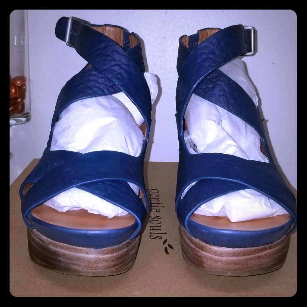 Womens shoes